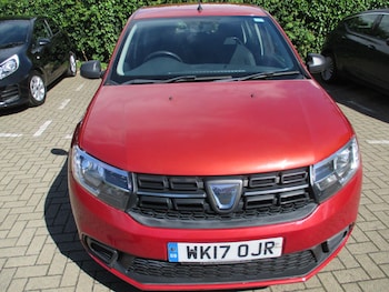 Used Dacia Sandero 2017 for sale - 78878070: Photo