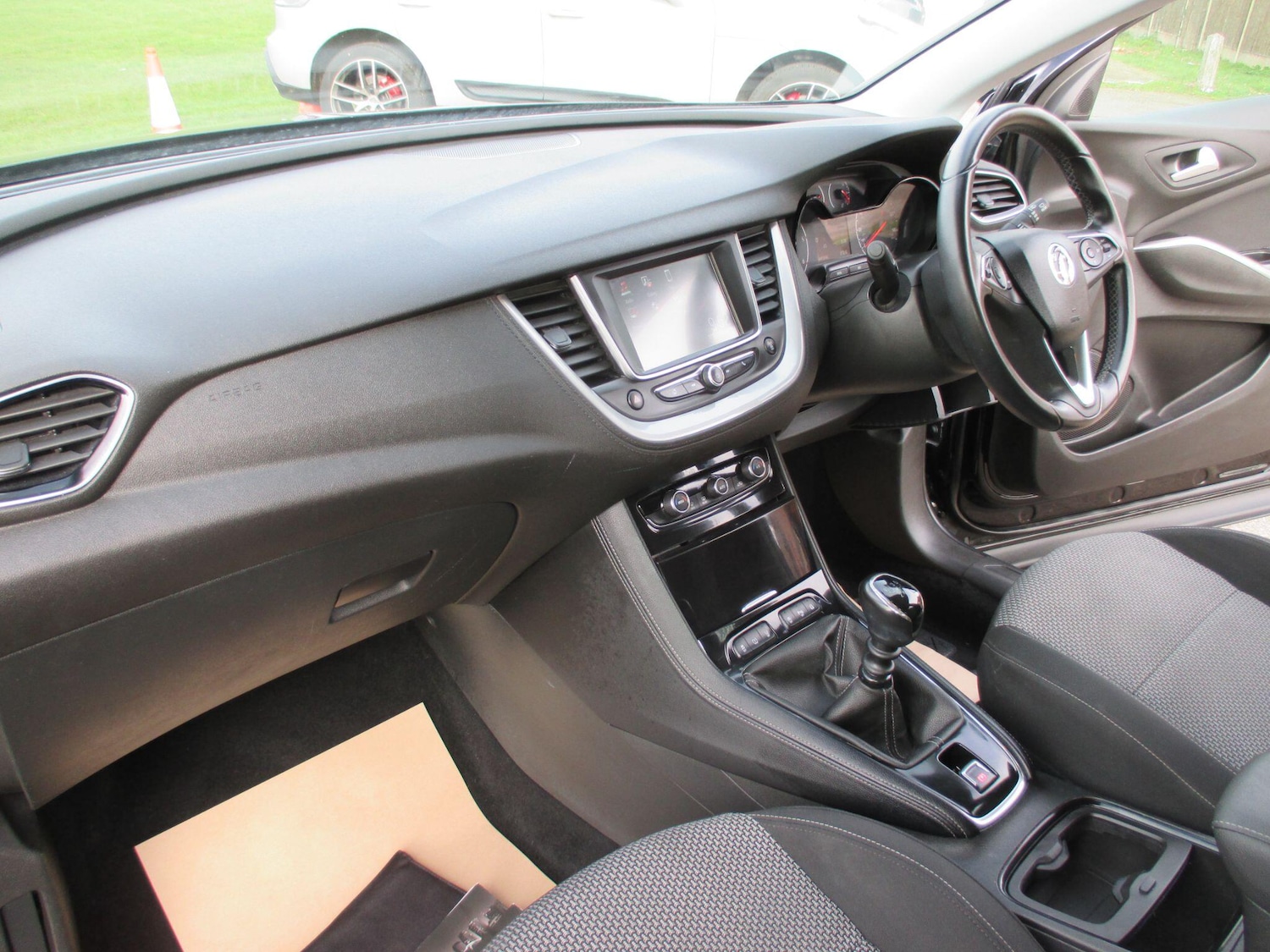 Used Vauxhall Grandland X 2018 for sale - 77926089: Photo 16