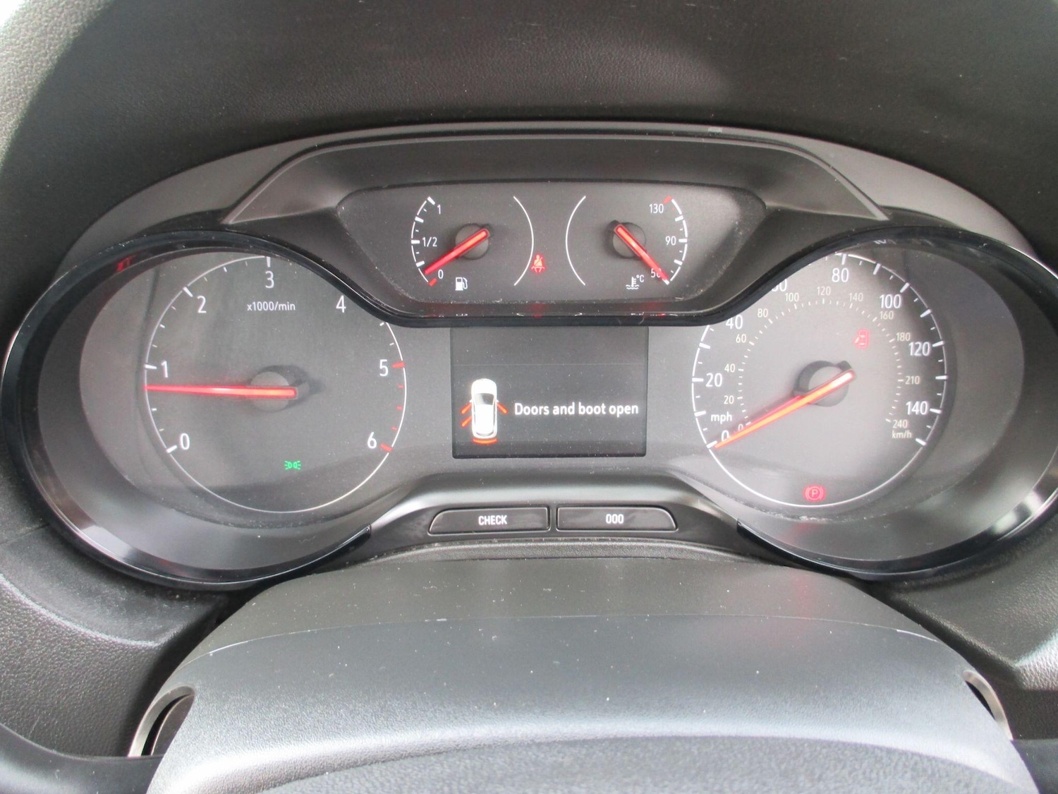 Used Vauxhall Grandland X 2018 for sale - 77926089: Photo 19