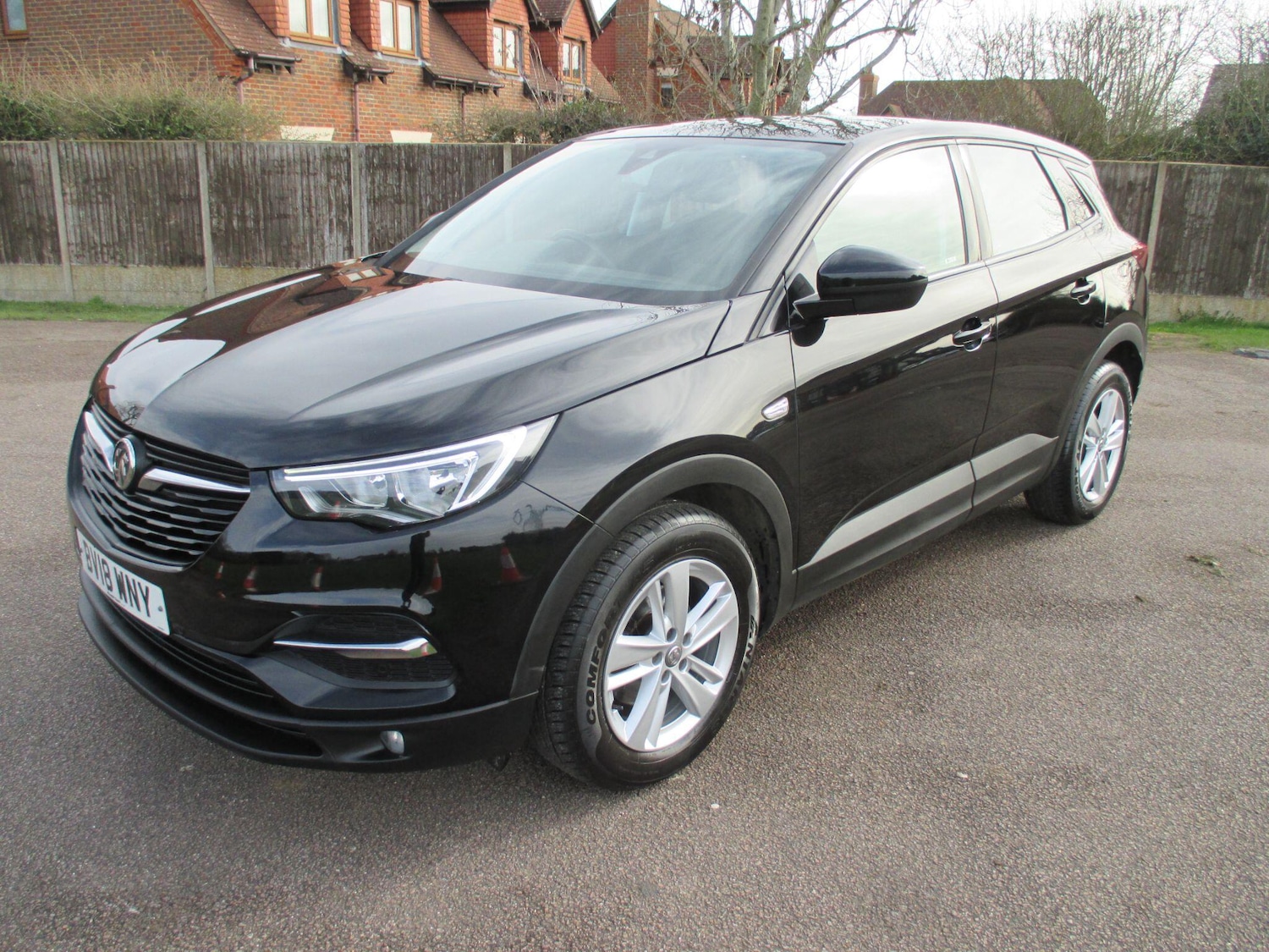 Used Vauxhall Grandland X 2018 for sale - 77926089: Photo 2