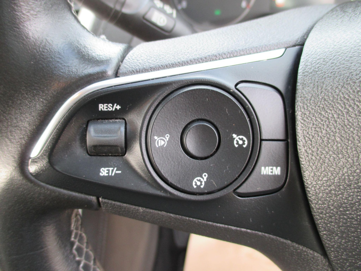 Used Vauxhall Grandland X 2018 for sale - 77926089: Photo 31