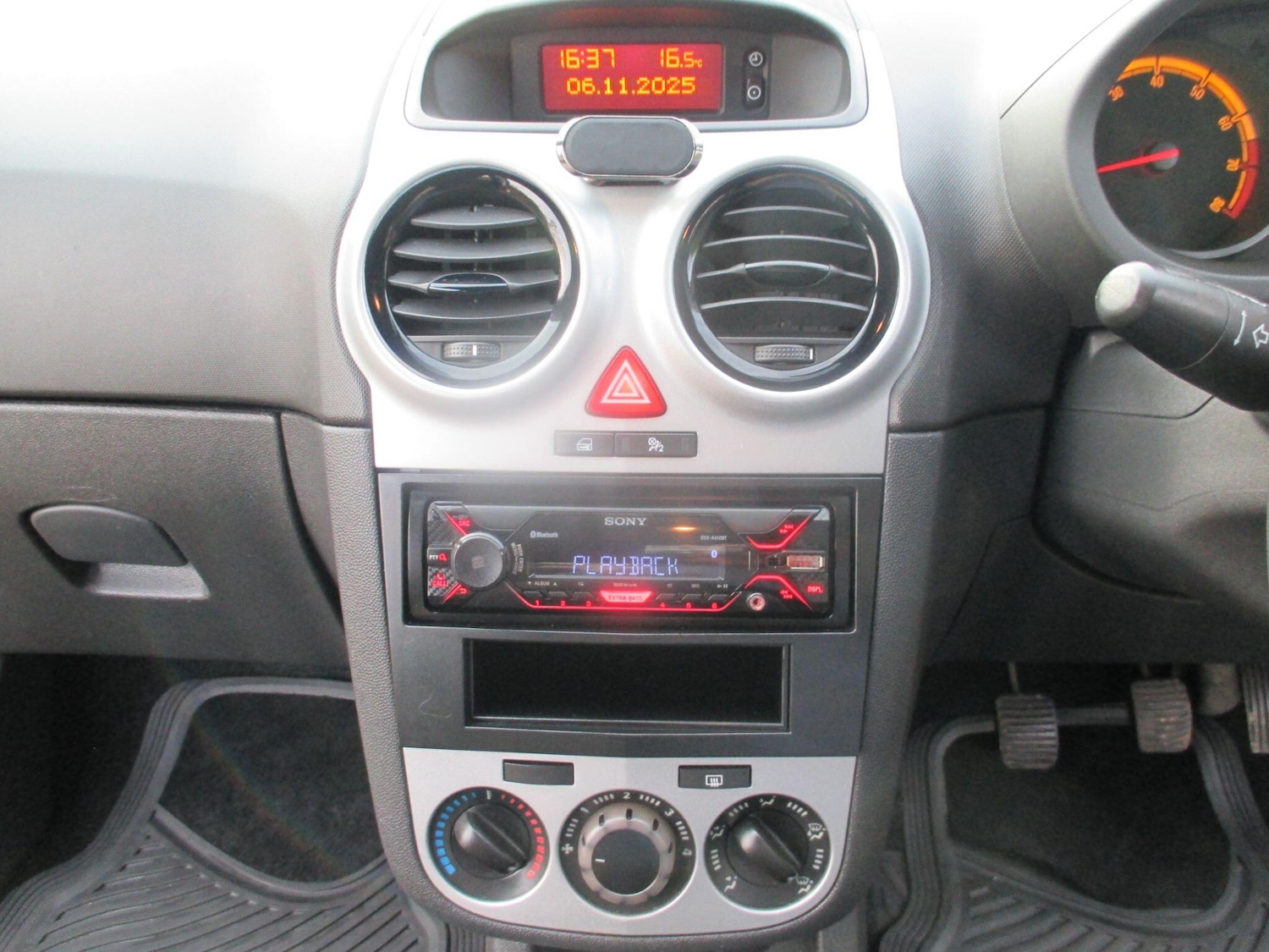 Used Vauxhall Corsa 2012 for sale - 77549826: Photo 15