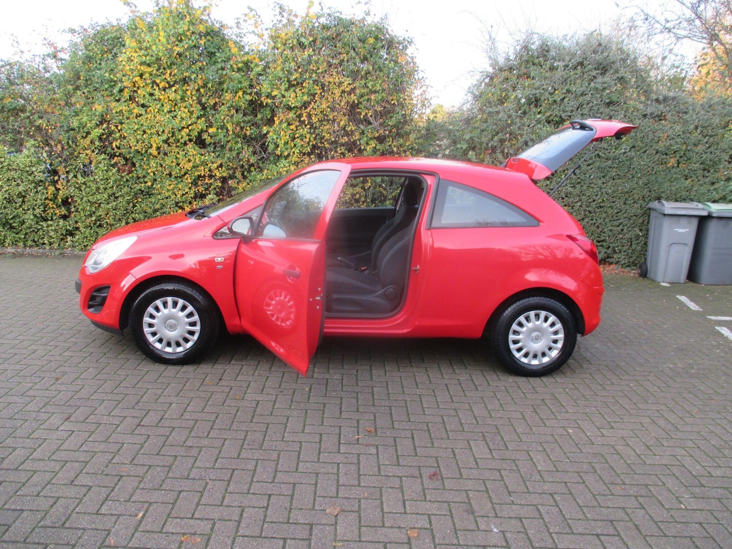 Used Vauxhall Corsa 2012 for sale - 77549826: Photo 9