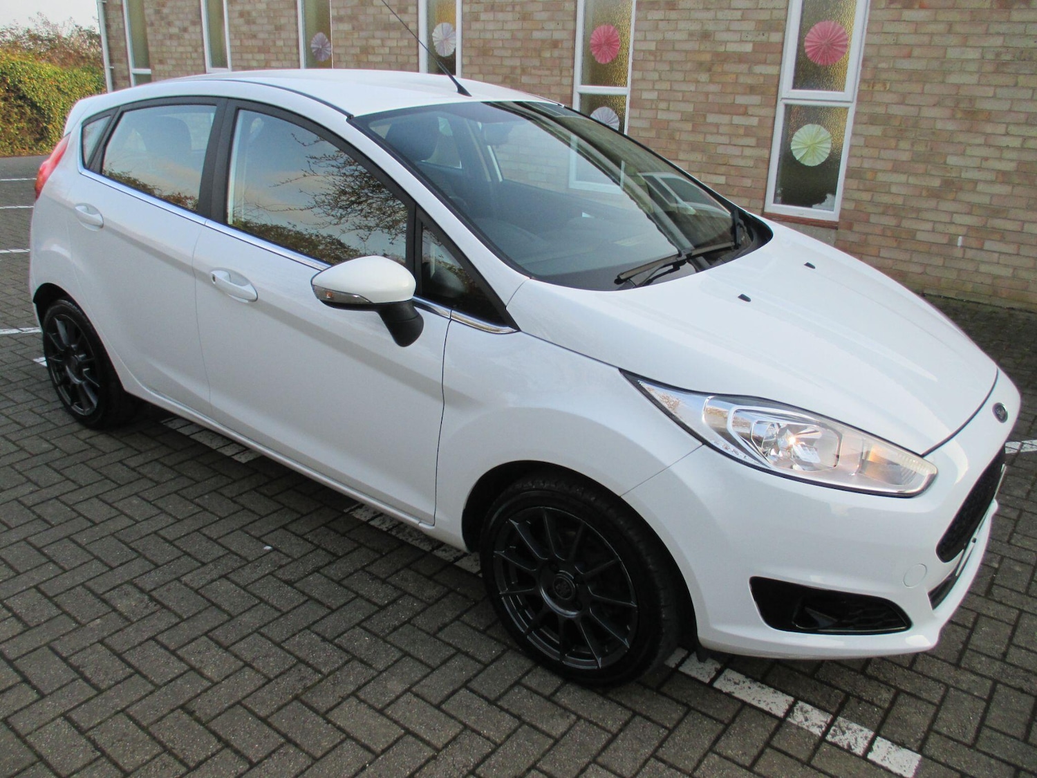 Used Ford Fiesta 2015 for sale - 78047730: Photo 1