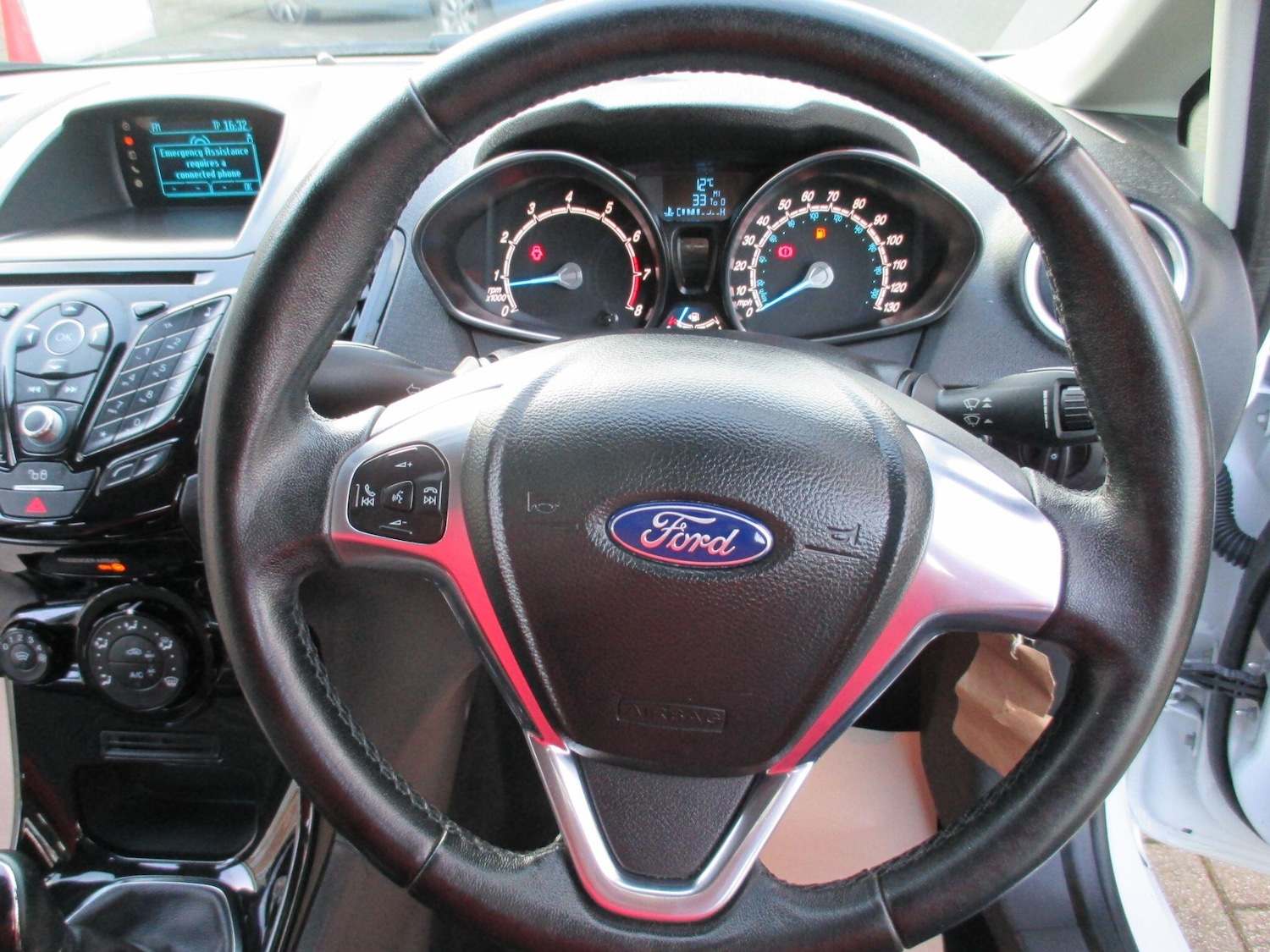 Used Ford Fiesta 2015 for sale - 78047730: Photo 17