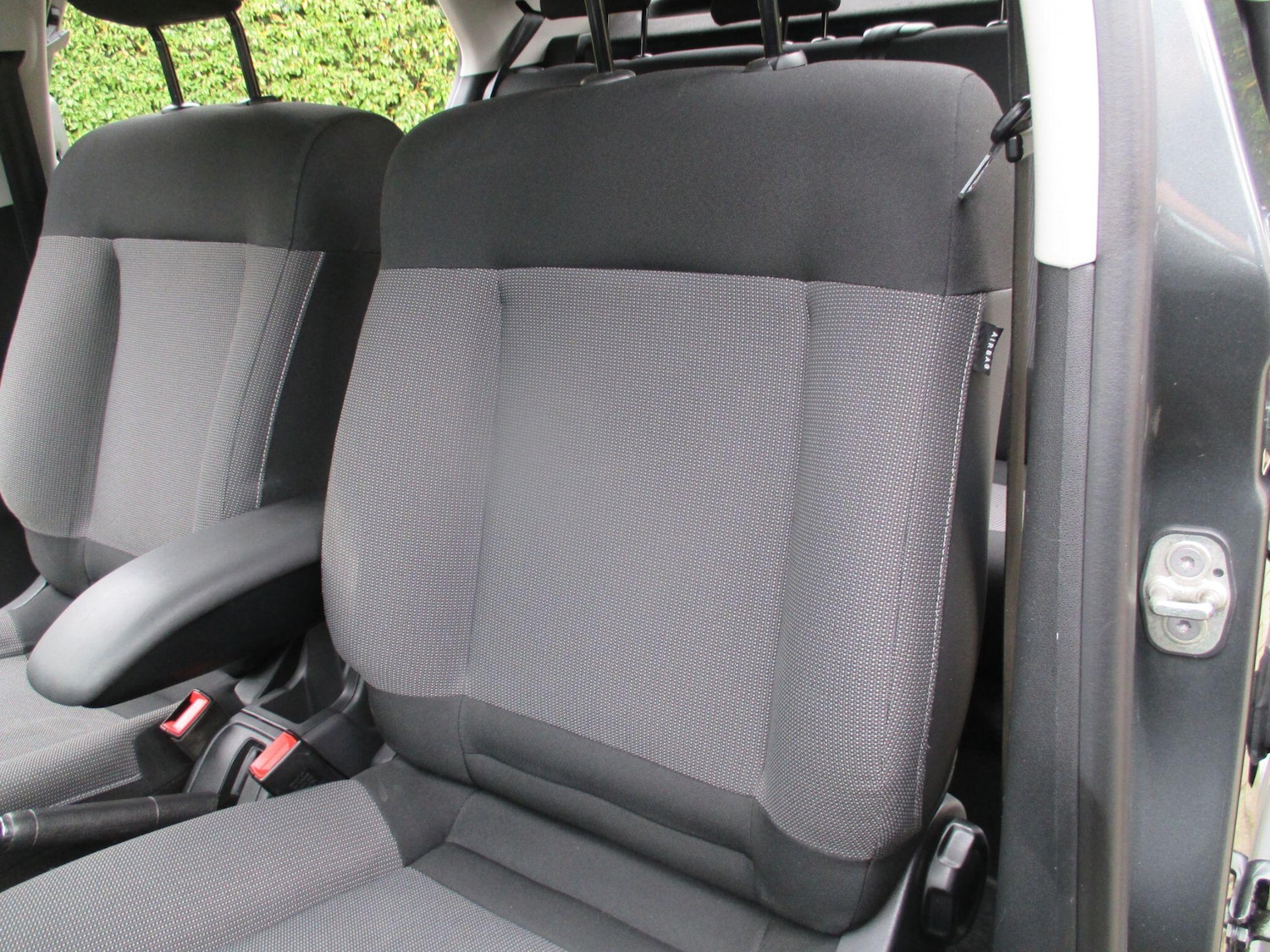 Used Citroen C4 Cactus 2016 for sale - 76337657: Photo 32