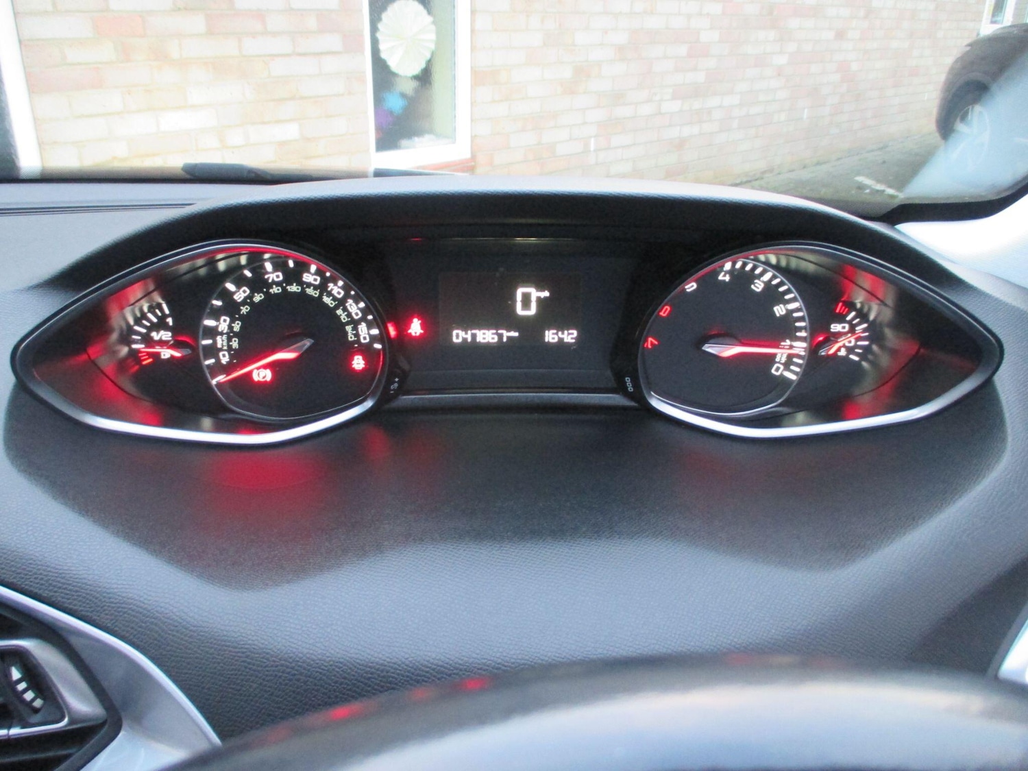 Used Peugeot 308 2018 for sale - 76992294: Photo 18