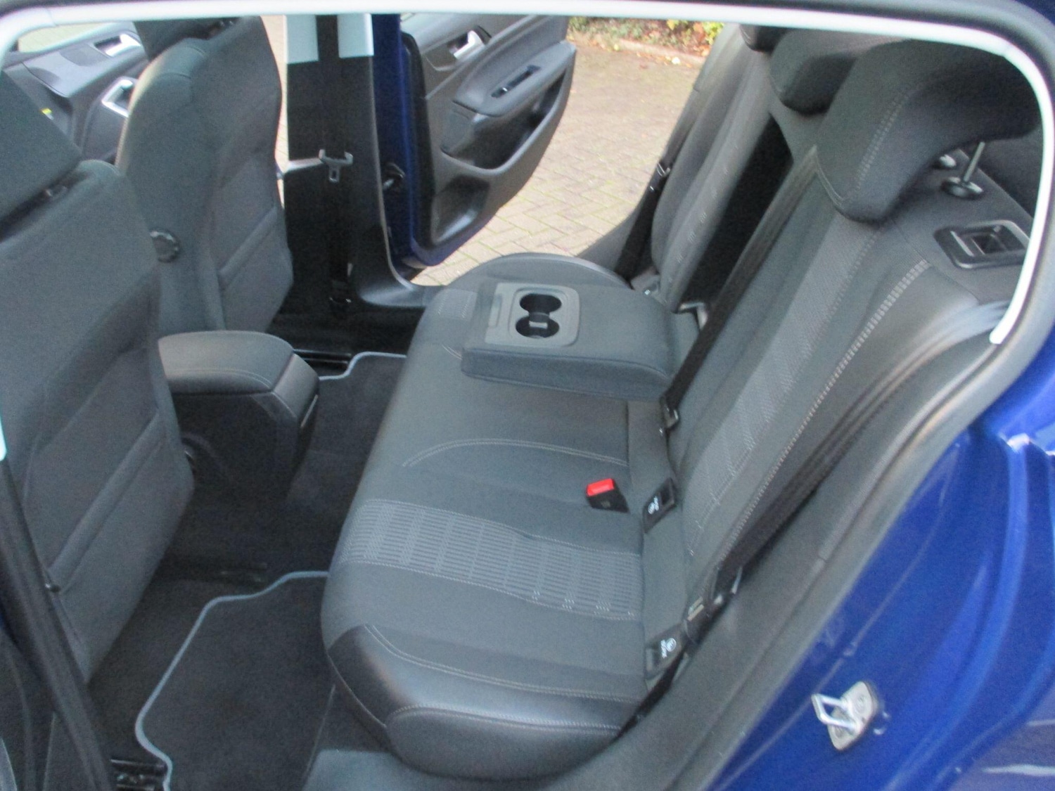 Used Peugeot 308 2018 for sale - 76992294: Photo 30