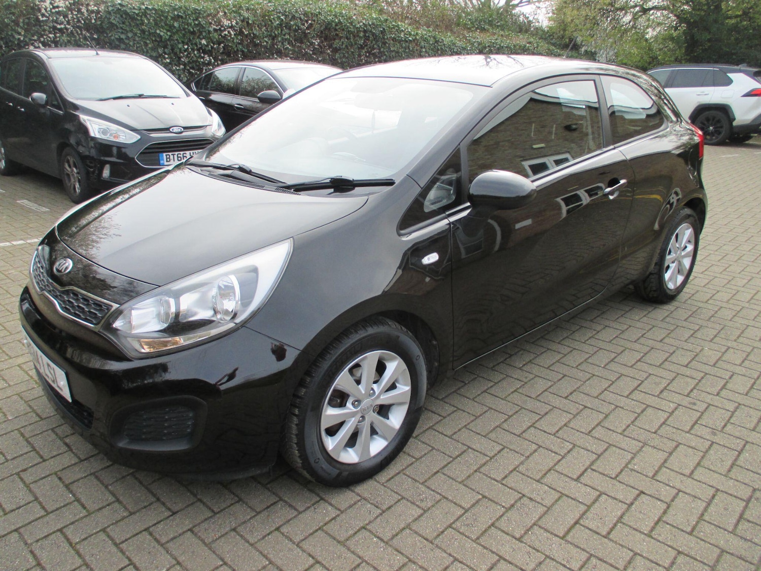 Used Kia Rio 2014 for sale - 77978079: Photo 2