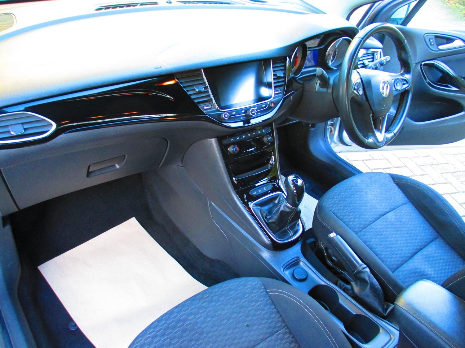 Used Vauxhall Astra 2017 for sale - 77016024: Photo 16