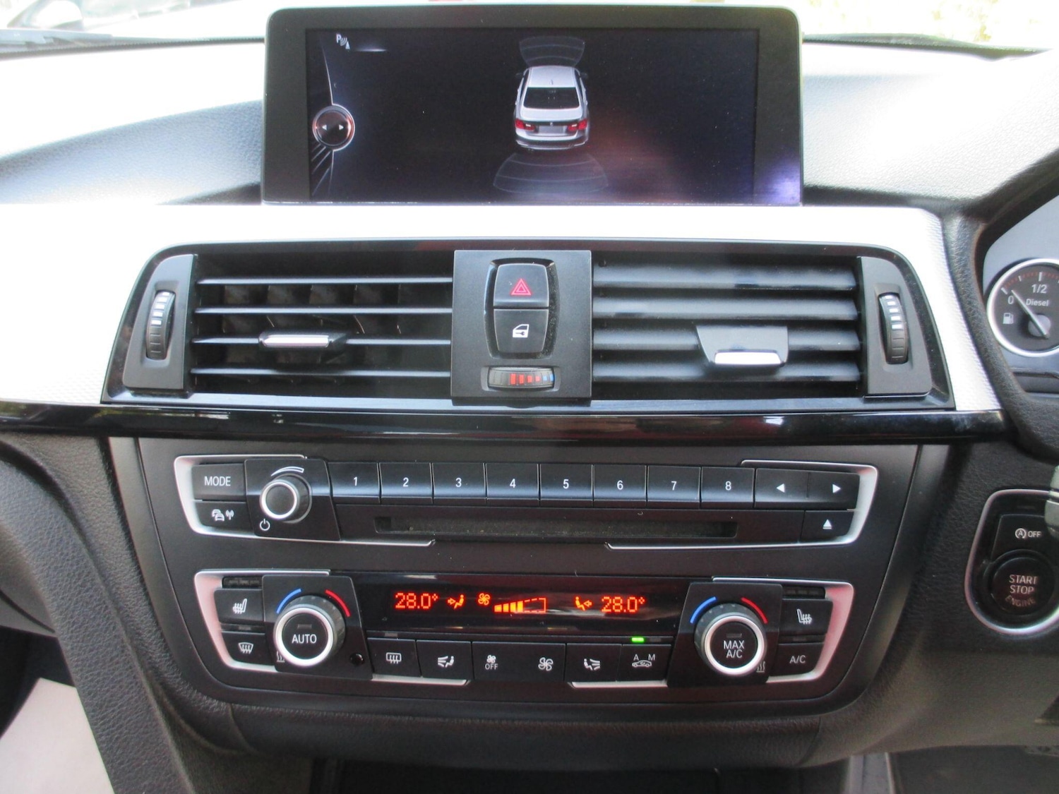 Used BMW 3 Series 2015 for sale - 78115221: Photo 40