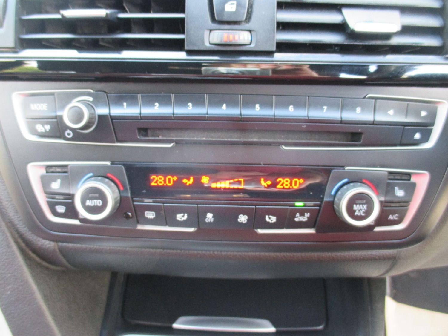 Used BMW 3 Series 2015 for sale - 78115221: Photo 42