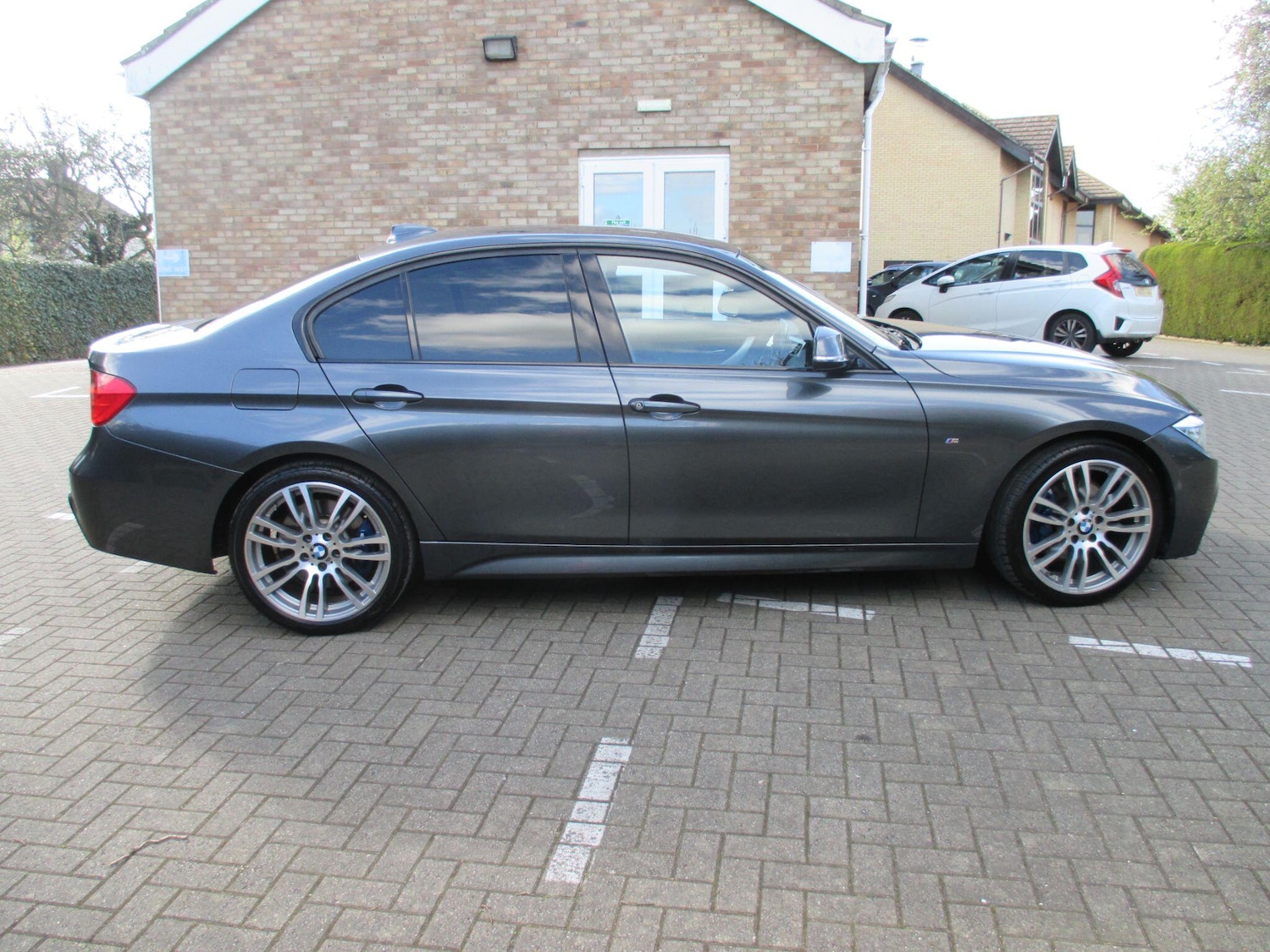 Used BMW 3 Series 2015 for sale - 78115221: Photo 9