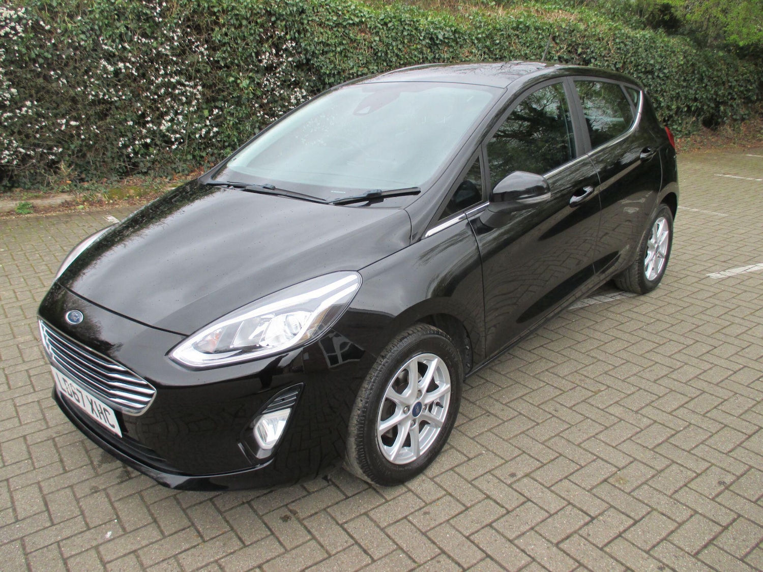 Used Ford Fiesta 2017 for sale - 78048055: Photo 2