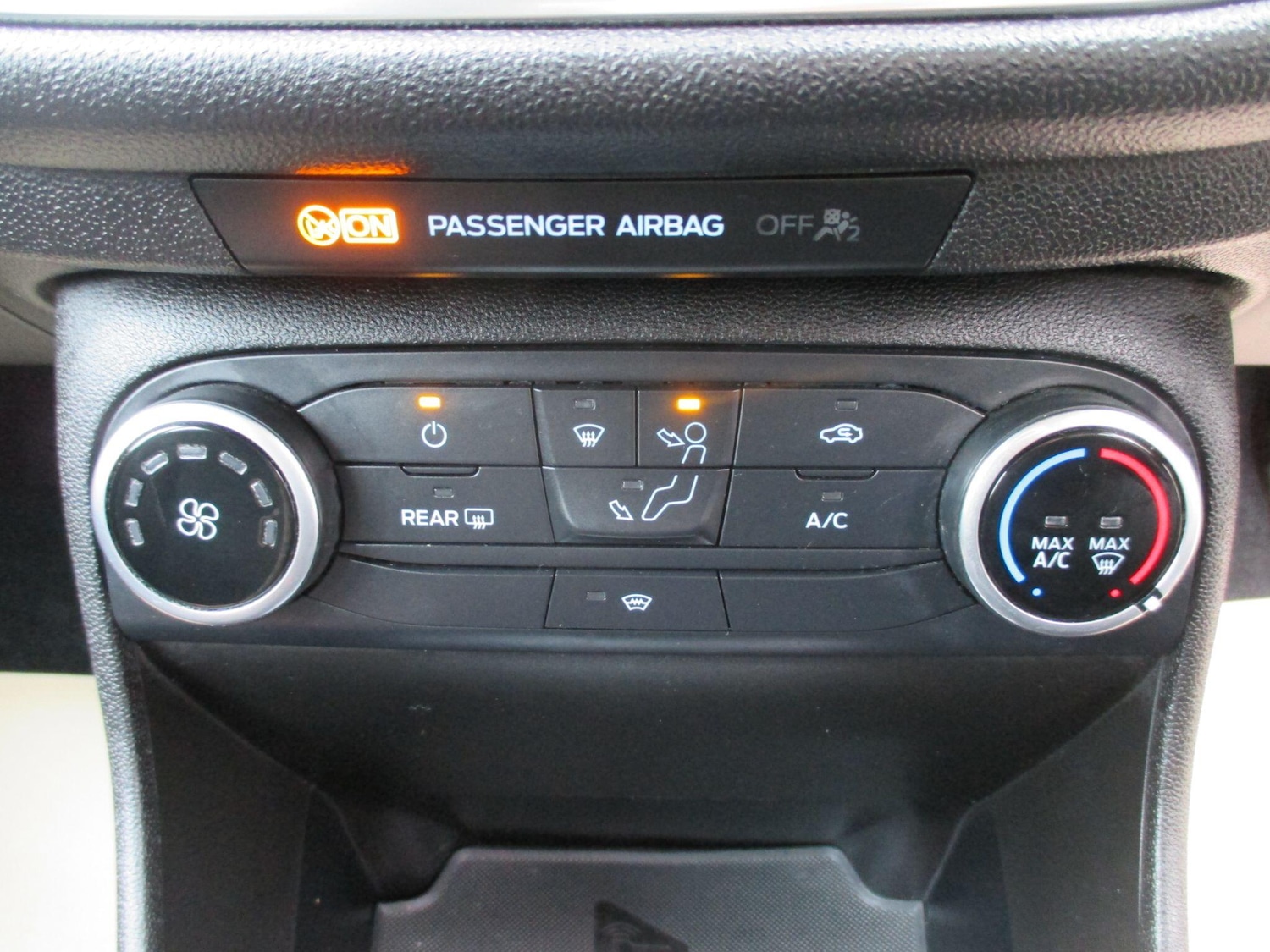 Used Ford Fiesta 2017 for sale - 78048055: Photo 20