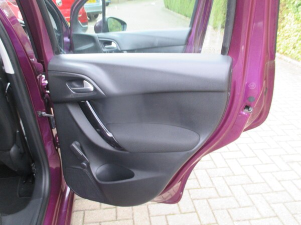 Used Citroen C3 2016 for sale - 76084054: Photo 40
