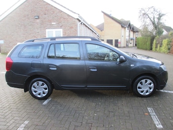 Used Dacia Logan MCV 2017 for sale - 77395874: Photo