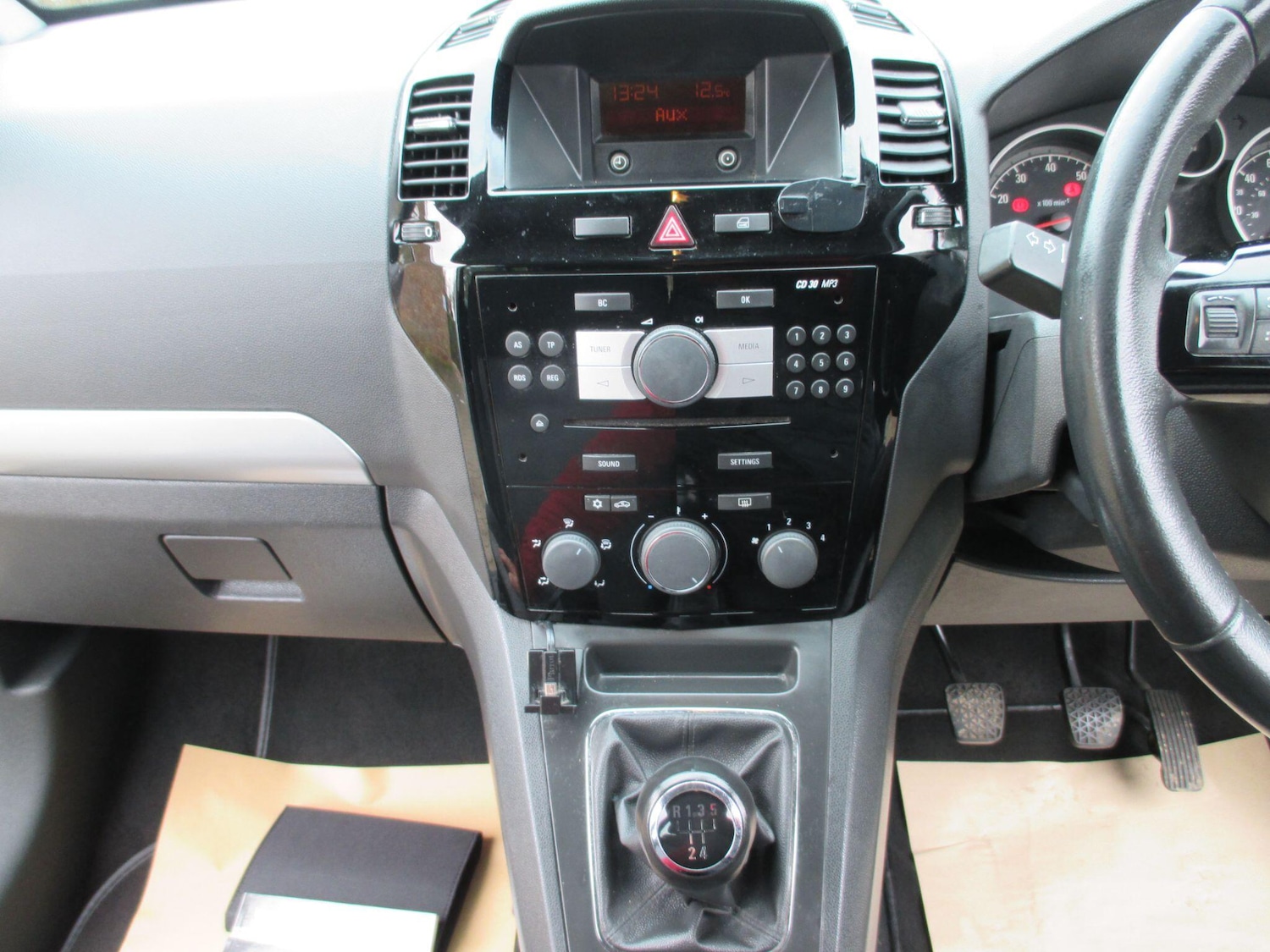 Used Vauxhall Zafira 2013 for sale - 77646001: Photo 16