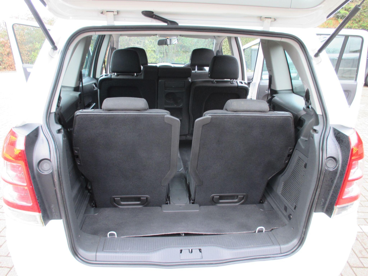 Used Vauxhall Zafira 2013 for sale - 77646001: Photo 33