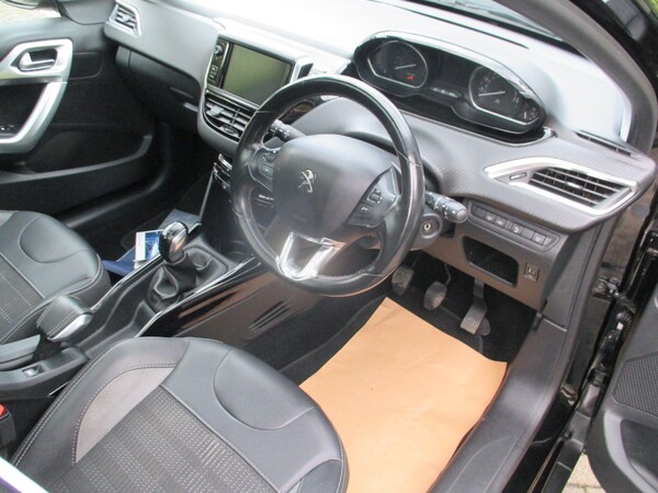 Used Peugeot 2008 2019 for sale - 76109372: Photo 16