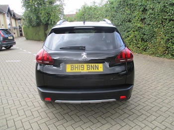 Used Peugeot 2008 2019 for sale - 76109372: Photo 4