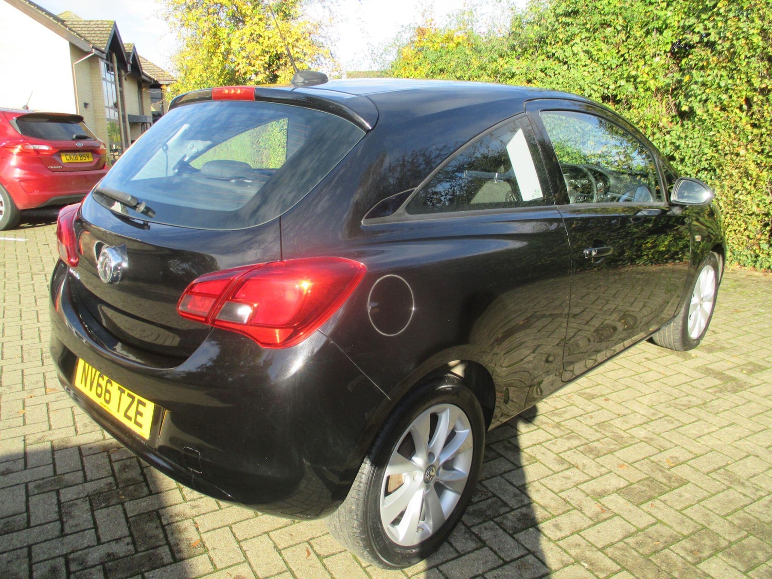 Used Vauxhall Corsa 2017 for sale - 76349571: Photo 5