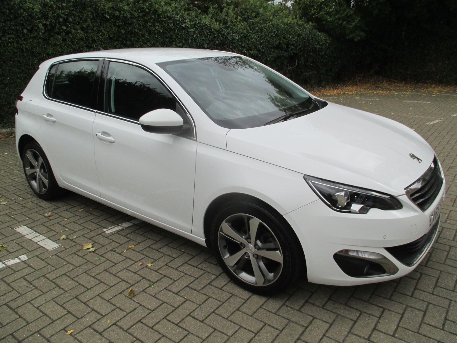 Used Peugeot 308 2016 for sale - 76645029: Photo 1