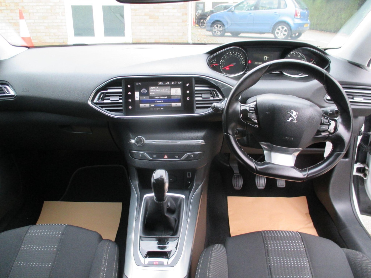 Used Peugeot 308 2016 for sale - 76645029: Photo 14