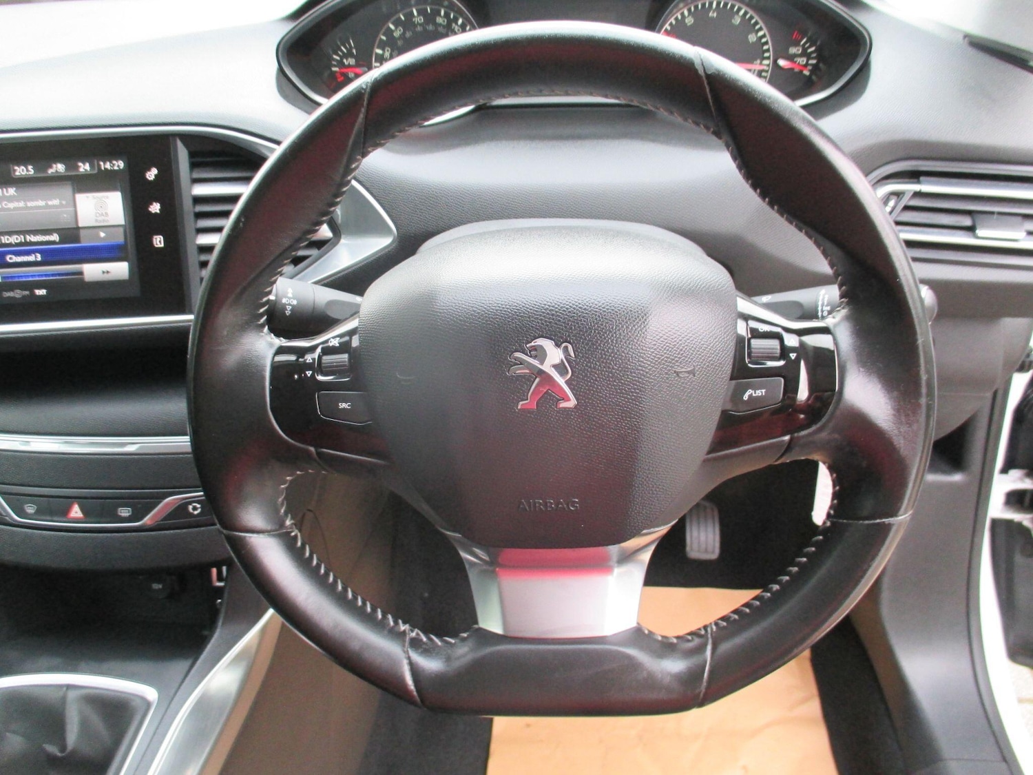 Used Peugeot 308 2016 for sale - 76645029: Photo 17