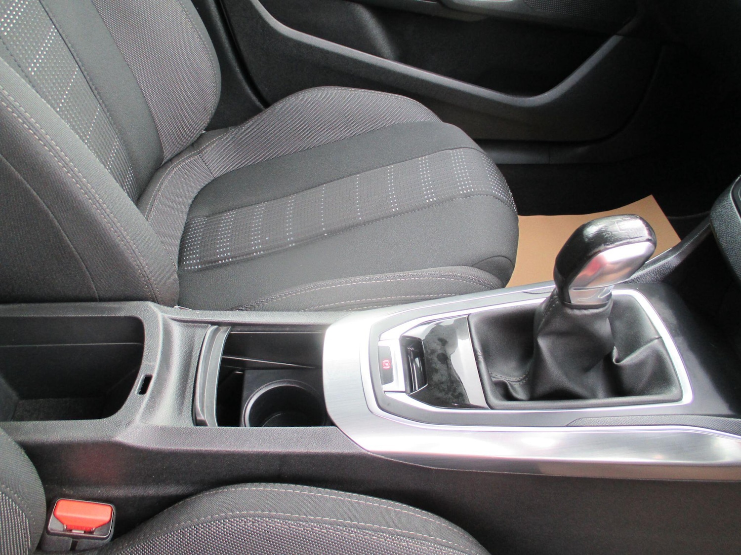 Used Peugeot 308 2016 for sale - 76645029: Photo 21