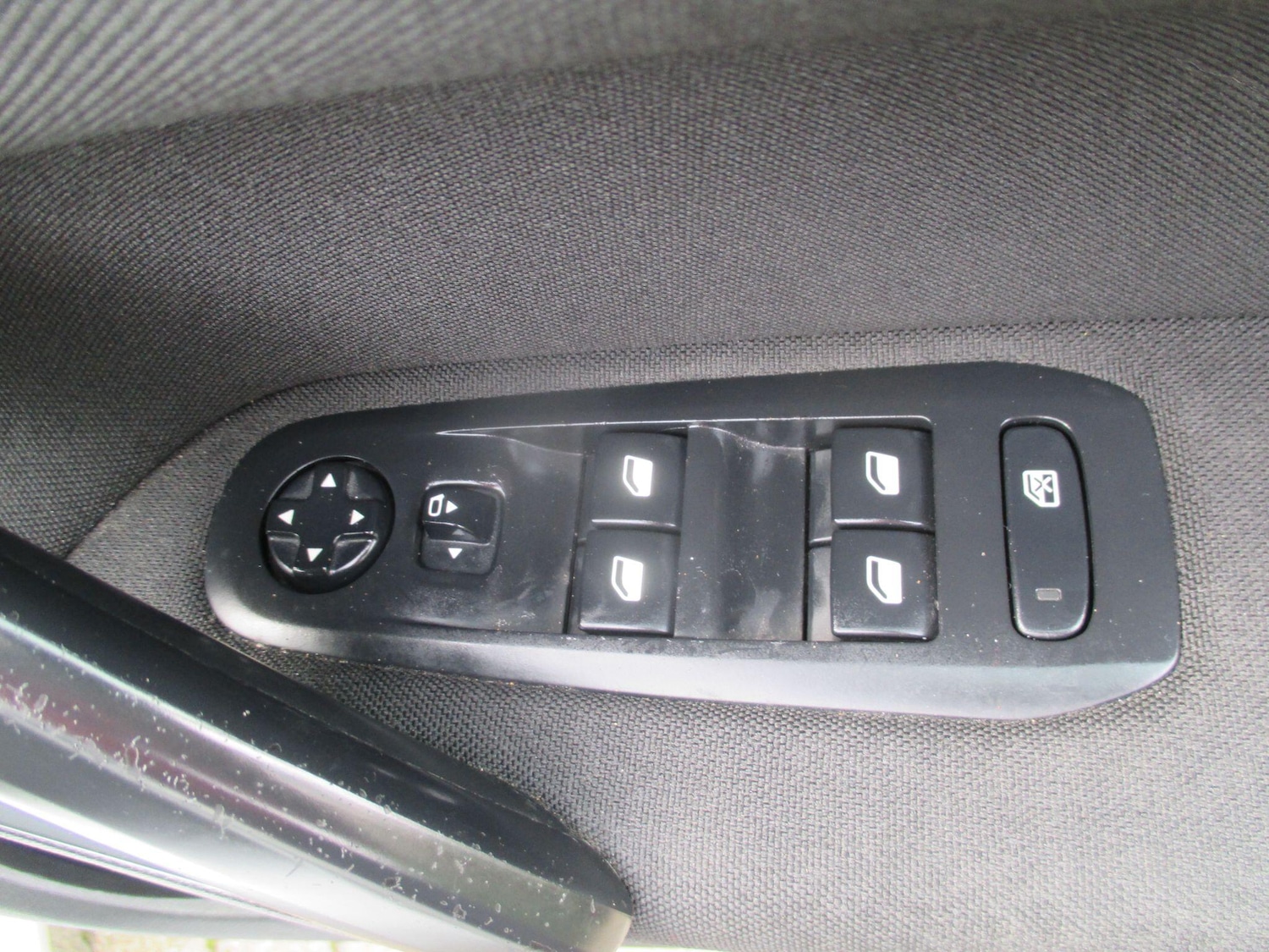 Used Peugeot 308 2016 for sale - 76645029: Photo 38