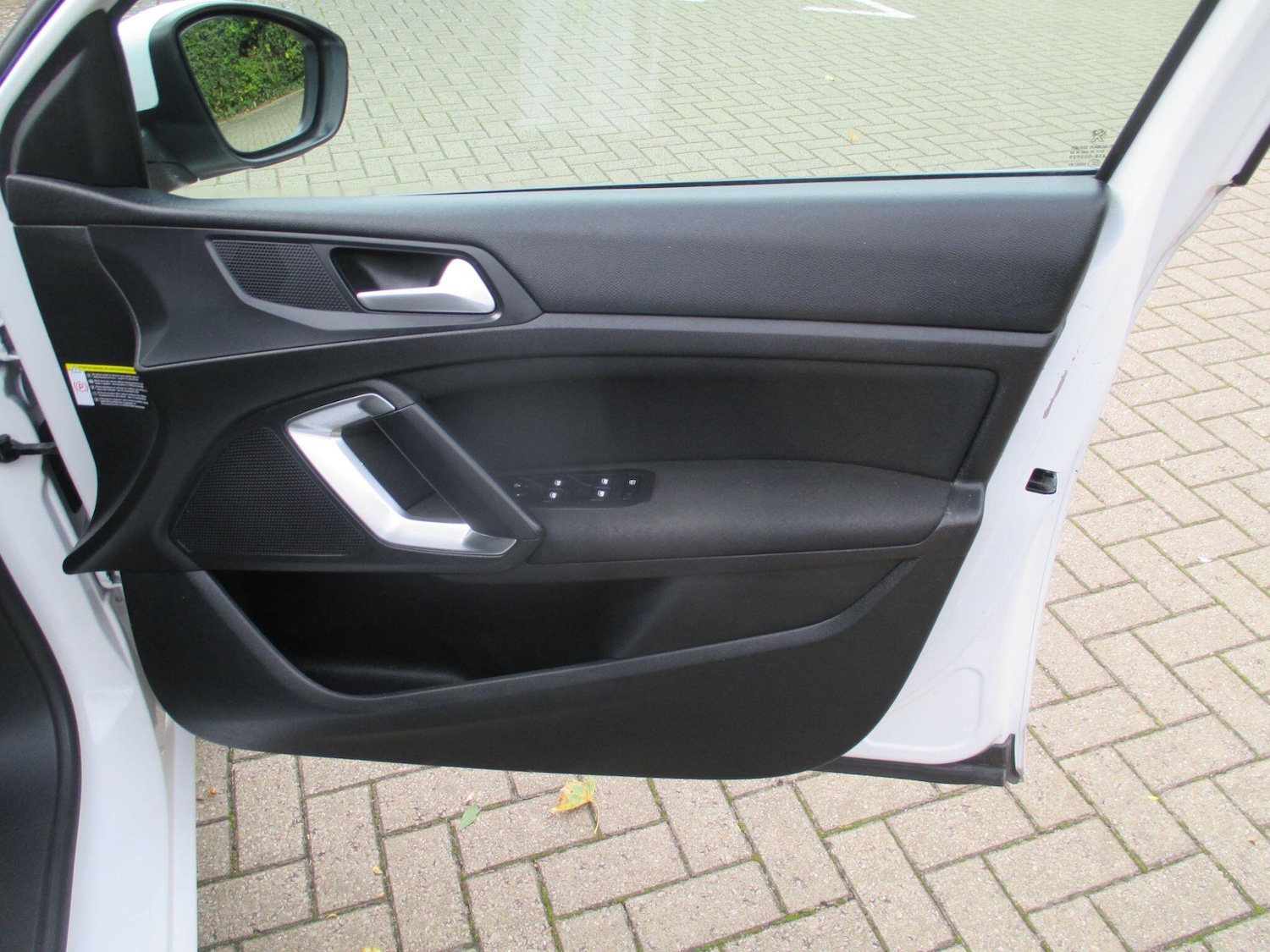 Used Peugeot 308 2016 for sale - 76645029: Photo 39