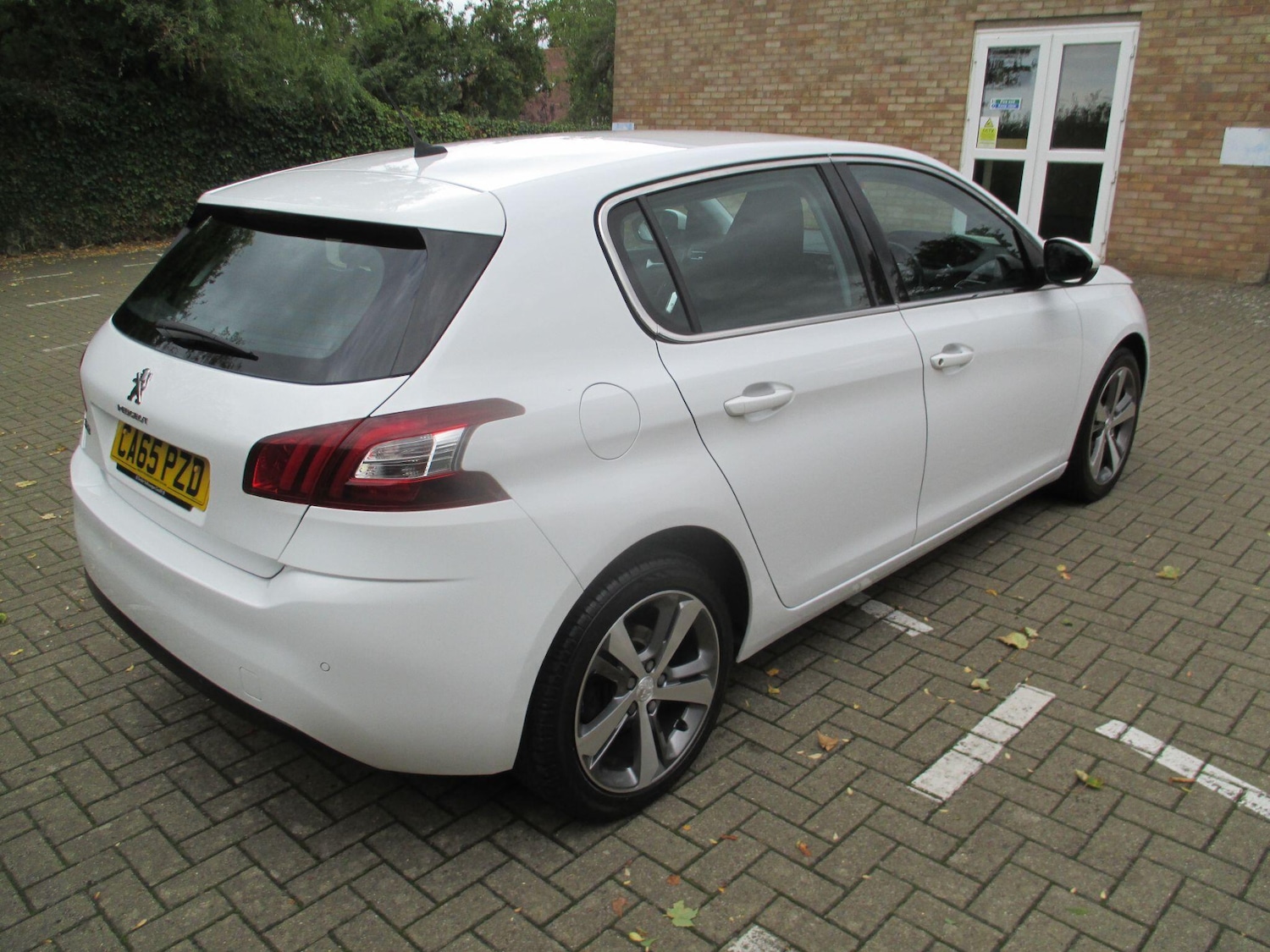 Used Peugeot 308 2016 for sale - 76645029: Photo 5