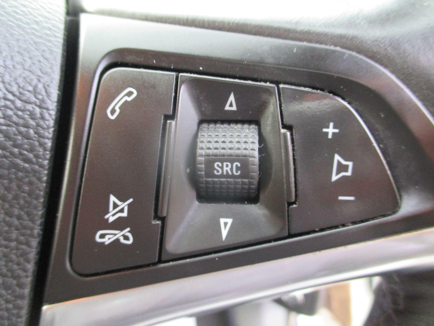 Used Vauxhall Mokka 2015 for sale - 76608556: Photo 36