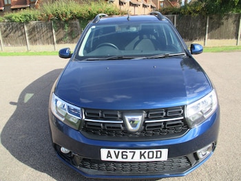 Used Dacia Logan MCV 2017 for sale - 76121599: Photo