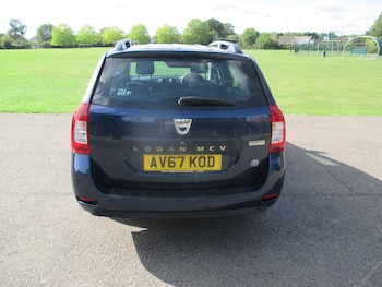 Used Dacia Logan MCV 2017 for sale - 76121599: Photo