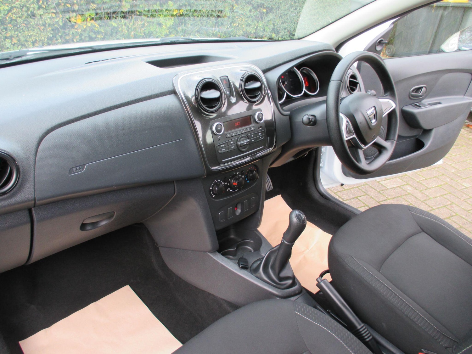 Used Dacia Sandero 2017 for sale - 76633776: Photo 15