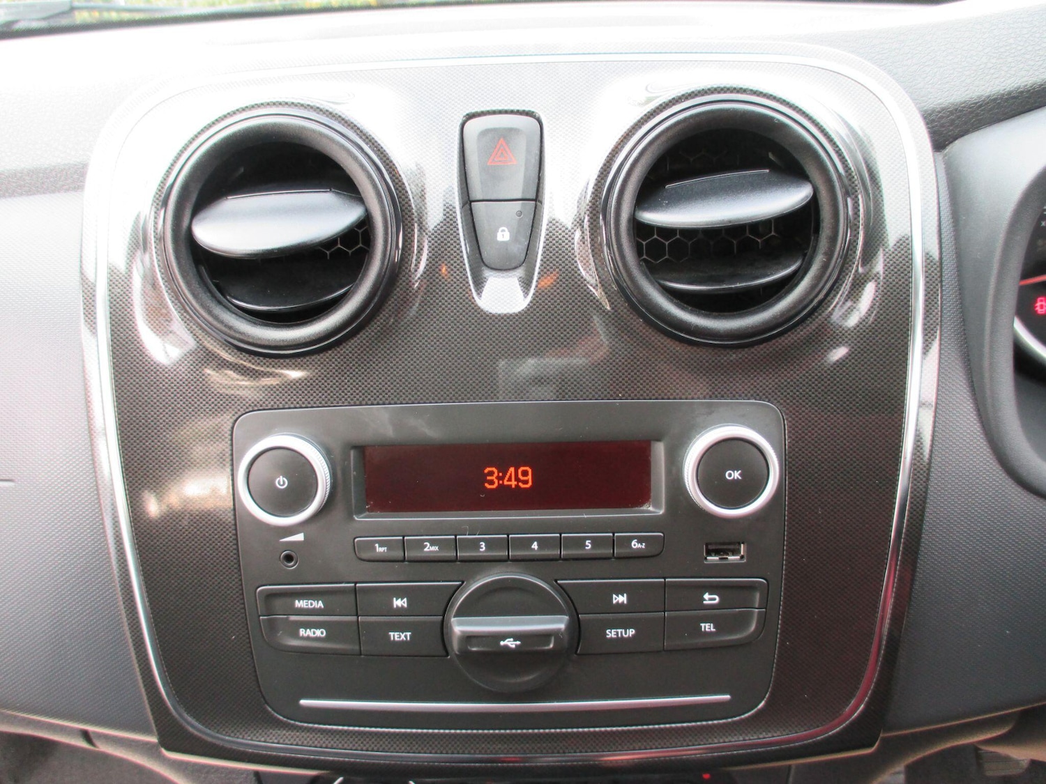 Used Dacia Sandero 2017 for sale - 76633776: Photo 19