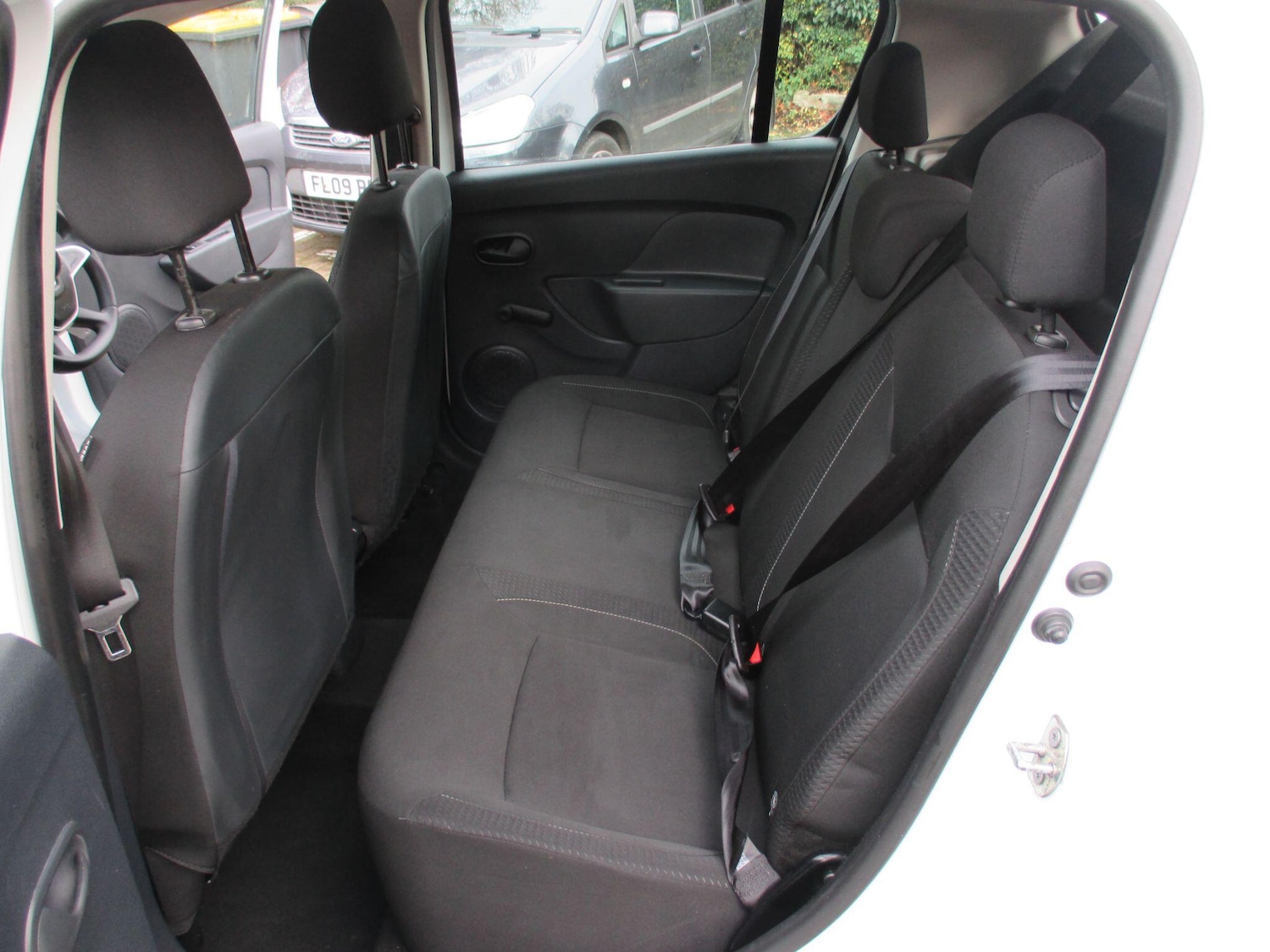 Used Dacia Sandero 2017 for sale - 76633776: Photo 26