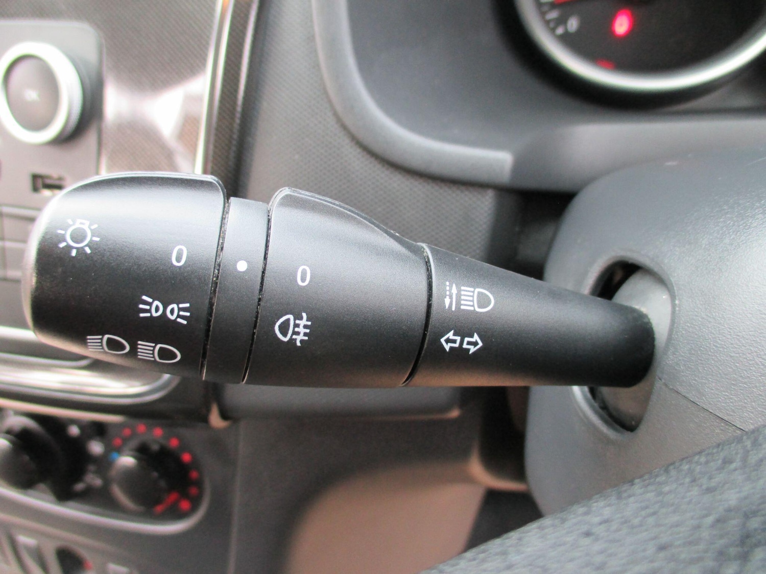 Used Dacia Sandero 2017 for sale - 76633776: Photo 31