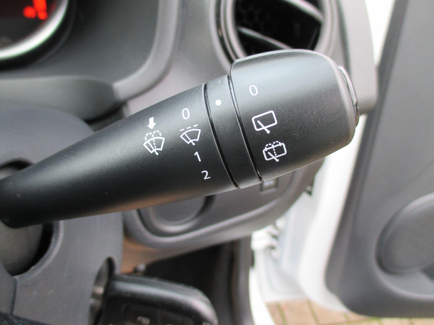 Used Dacia Sandero 2017 for sale - 76633776: Photo 32