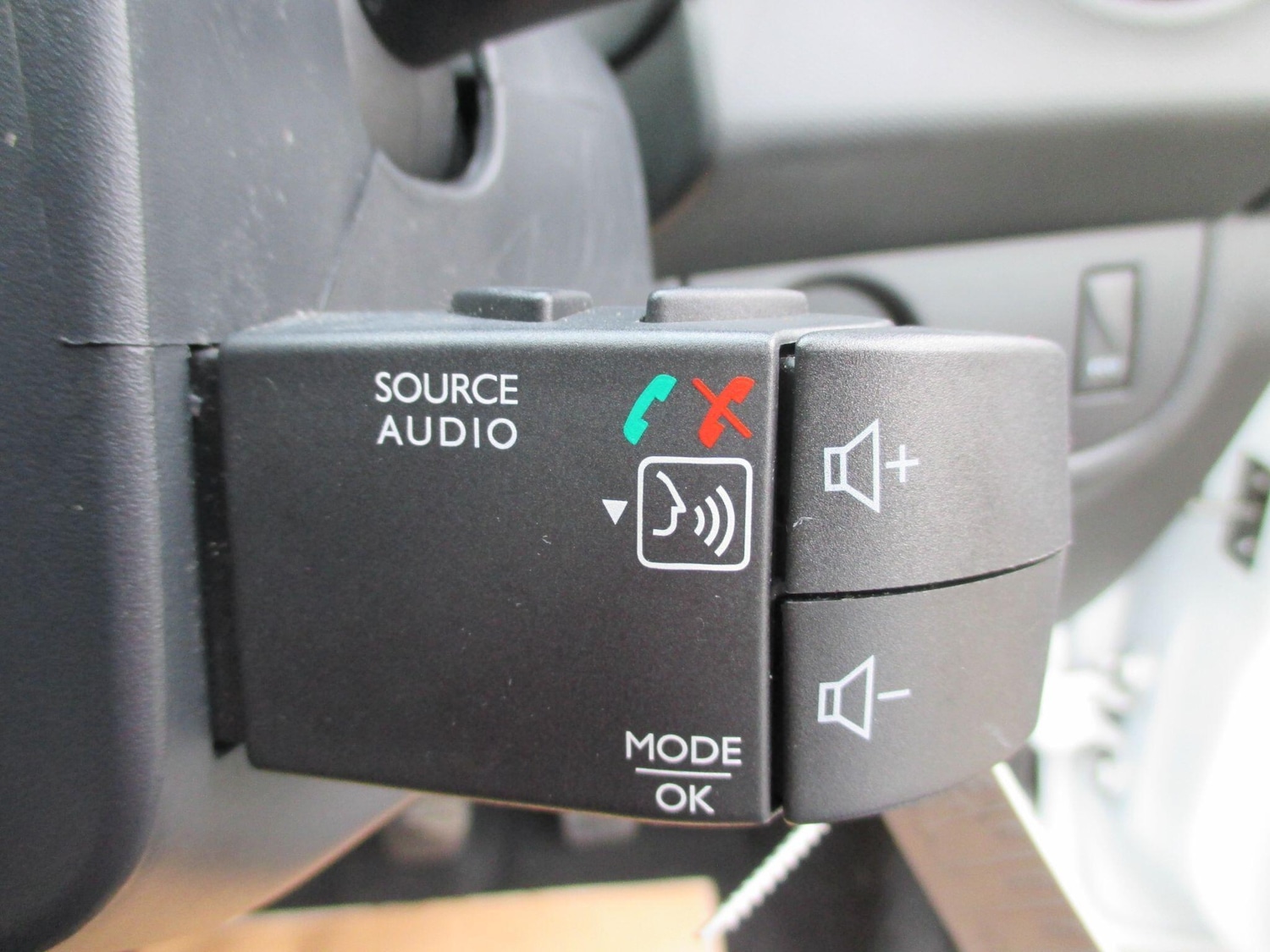 Used Dacia Sandero 2017 for sale - 76633776: Photo 33