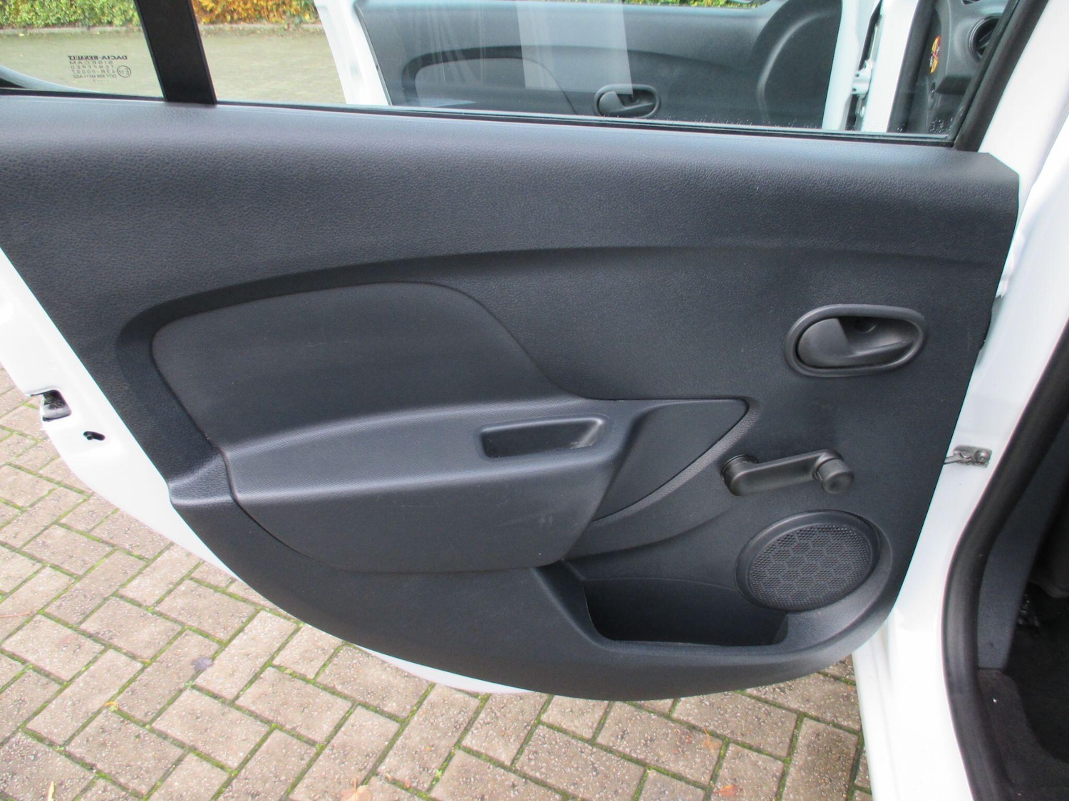 Used Dacia Sandero 2017 for sale - 76633776: Photo 39