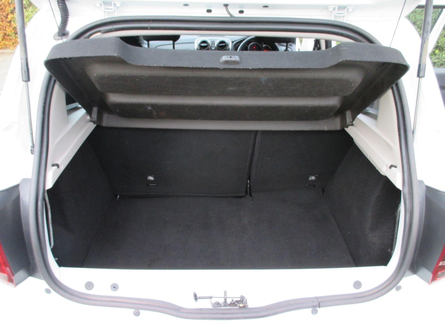 Used Dacia Sandero 2017 for sale - 76633776: Photo 41