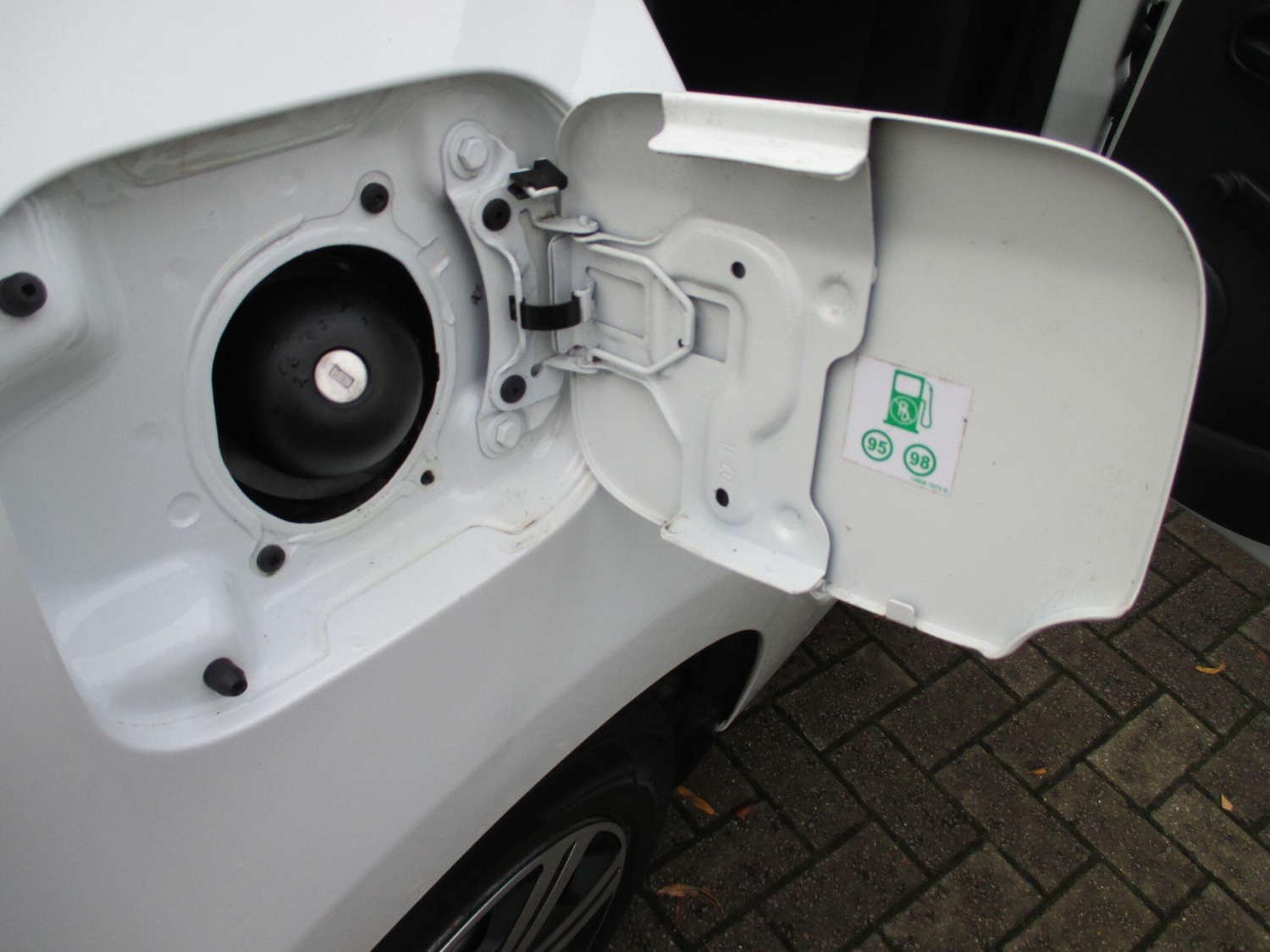 Used Dacia Sandero 2017 for sale - 76633776: Photo 42