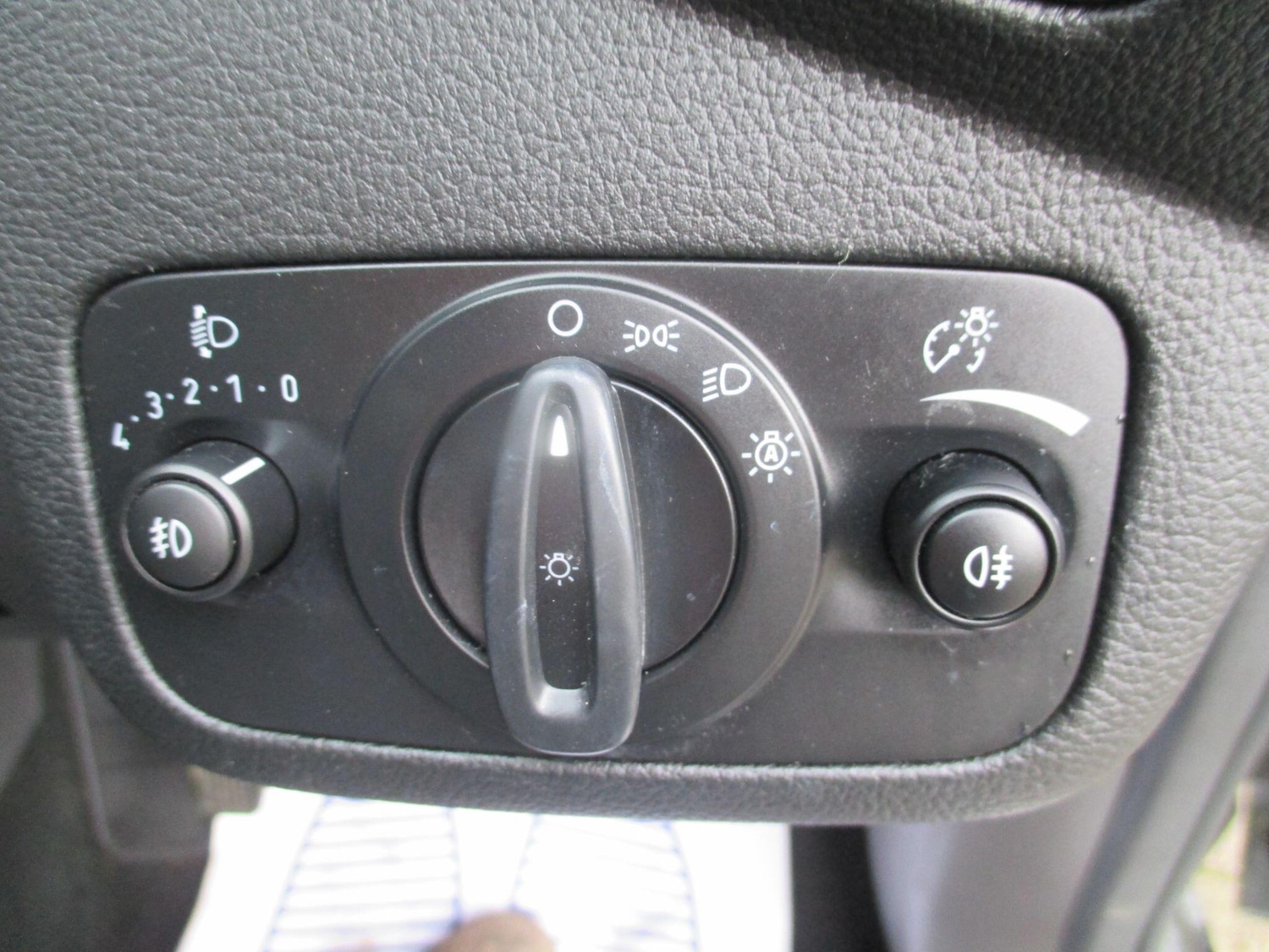 Used Ford C-Max 2018 for sale - 76326107: Photo 25