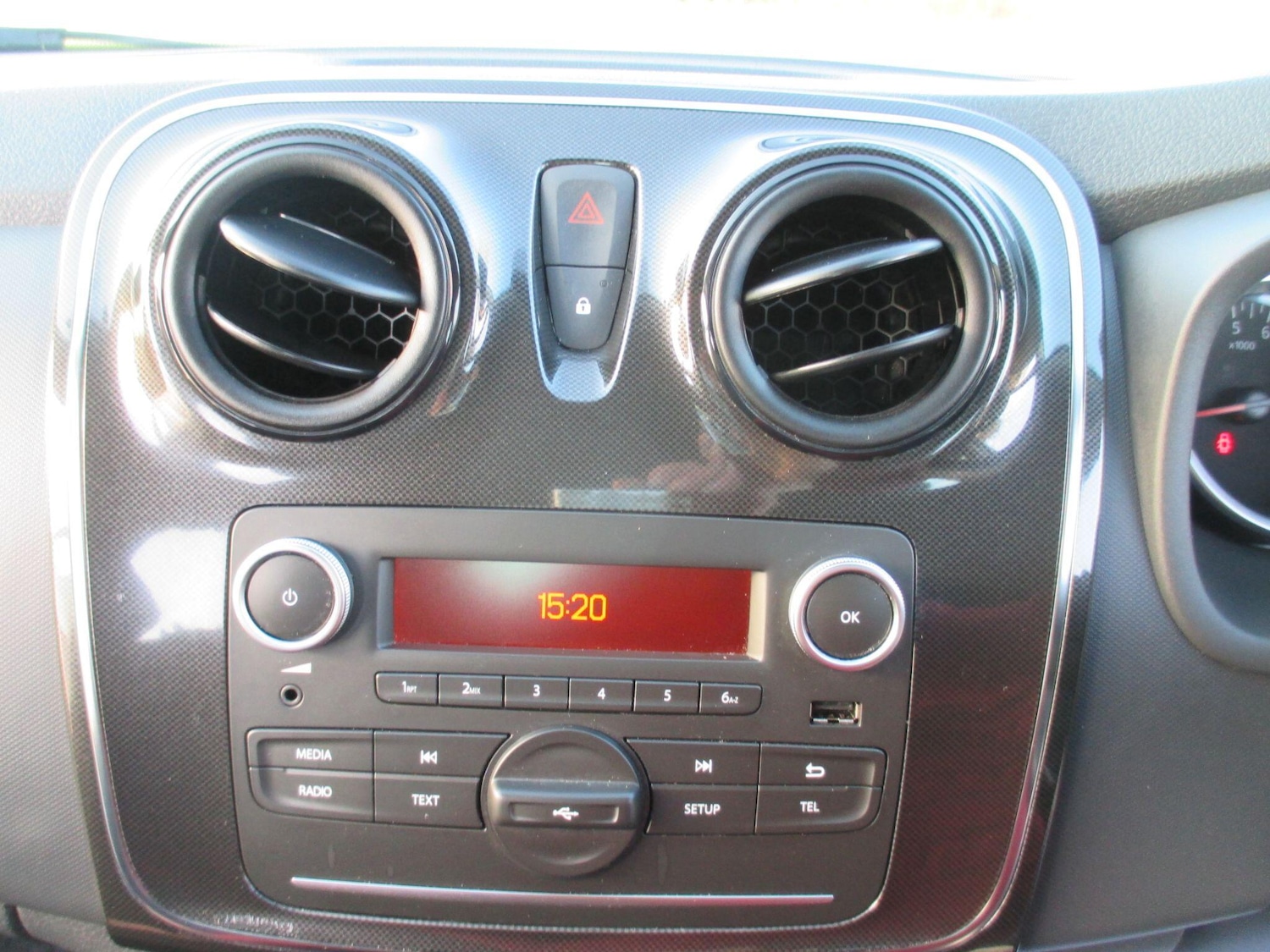 Used Dacia Sandero for sale - 76913383: Photo 14