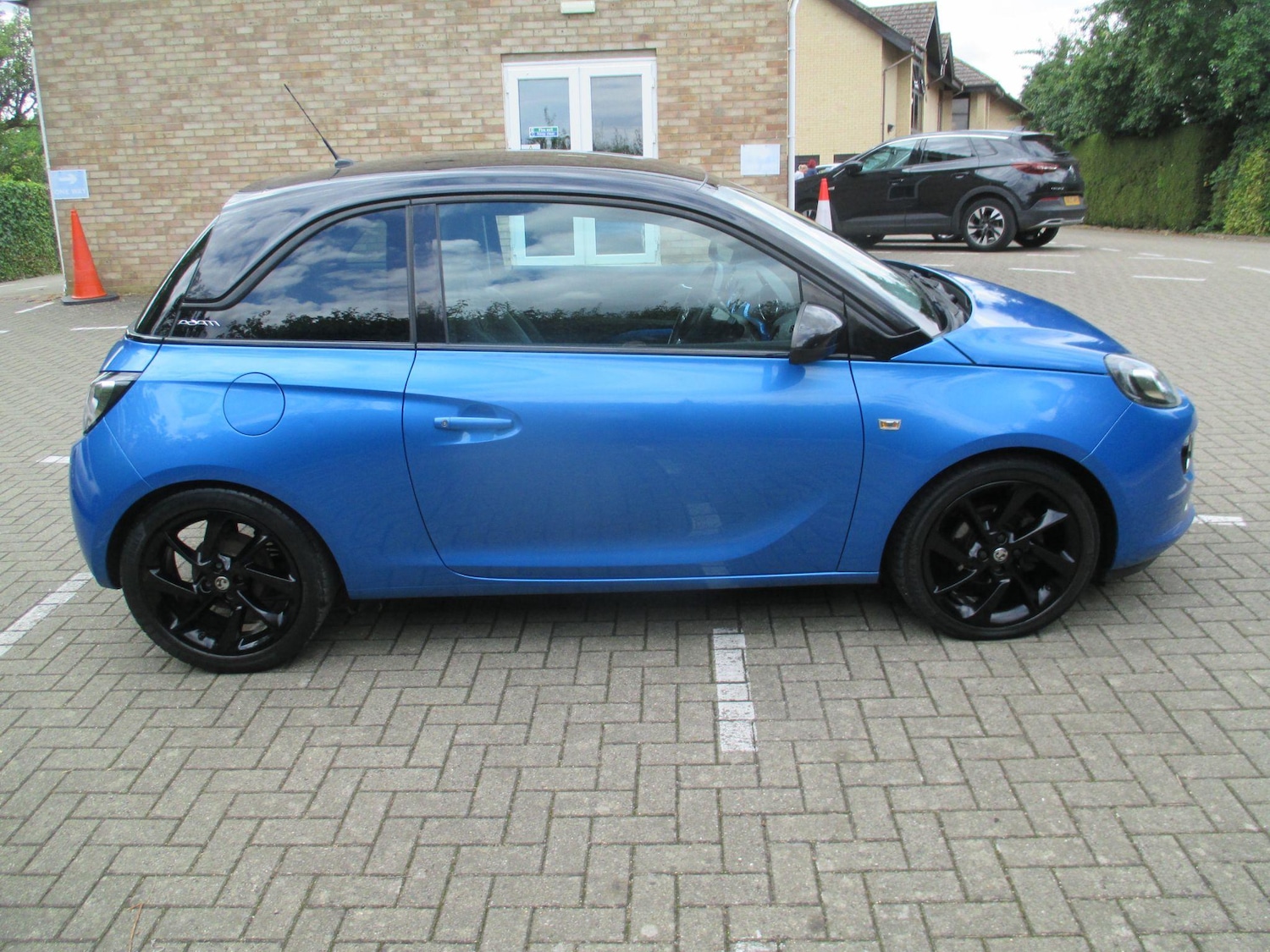 Vehicle 6