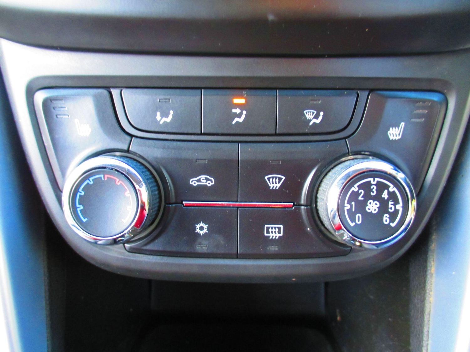 Used Vauxhall Zafira 2018 for sale - 77015922: Photo 21