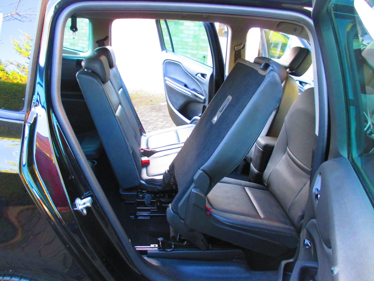 Used Vauxhall Zafira 2018 for sale - 77015922: Photo 30